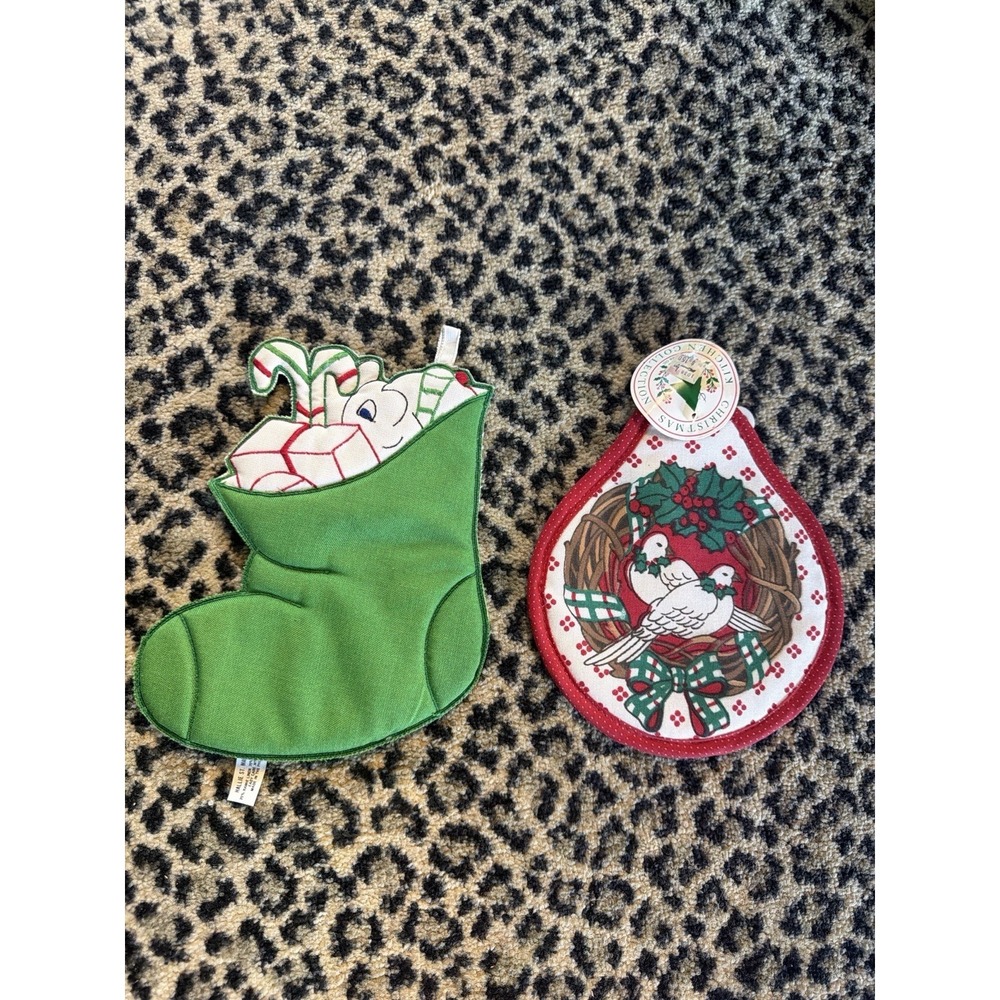 Christmas Pot Holders Lot Hallie St Mary Stocking Dove Wreath 1980s VTG Lot Of 2